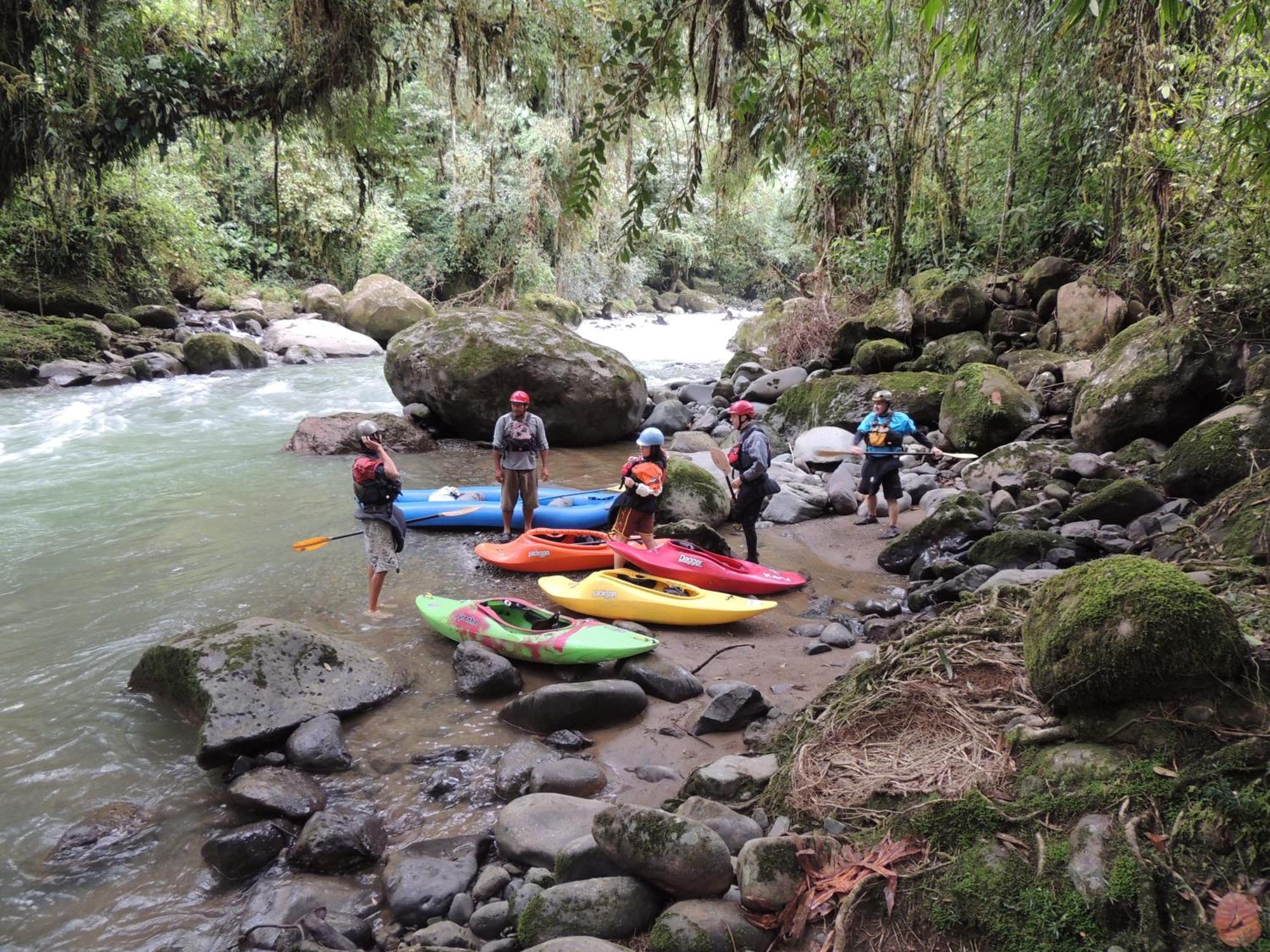 Pacuare River Lodge Bajo Tigre Bagian luar foto